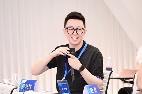 章洪智：“娃娃脸”医生对皮肤健康管理的“探索求真”