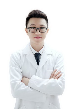 章洪智：“娃娃脸”医生对皮肤健康管理的“探索求真”